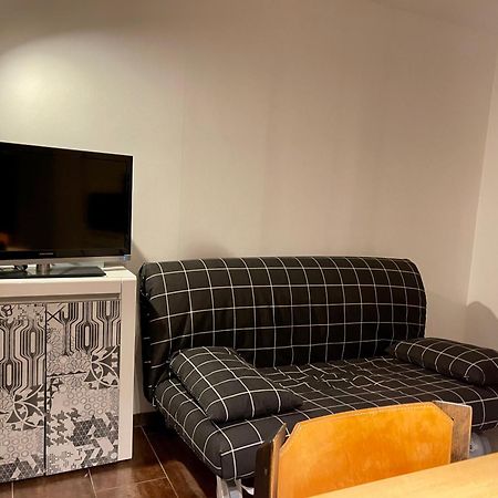 Wunderschoenes 2 Zimmer Apartment Zentrum Goldstadt 普福尔茨海姆 外观 照片