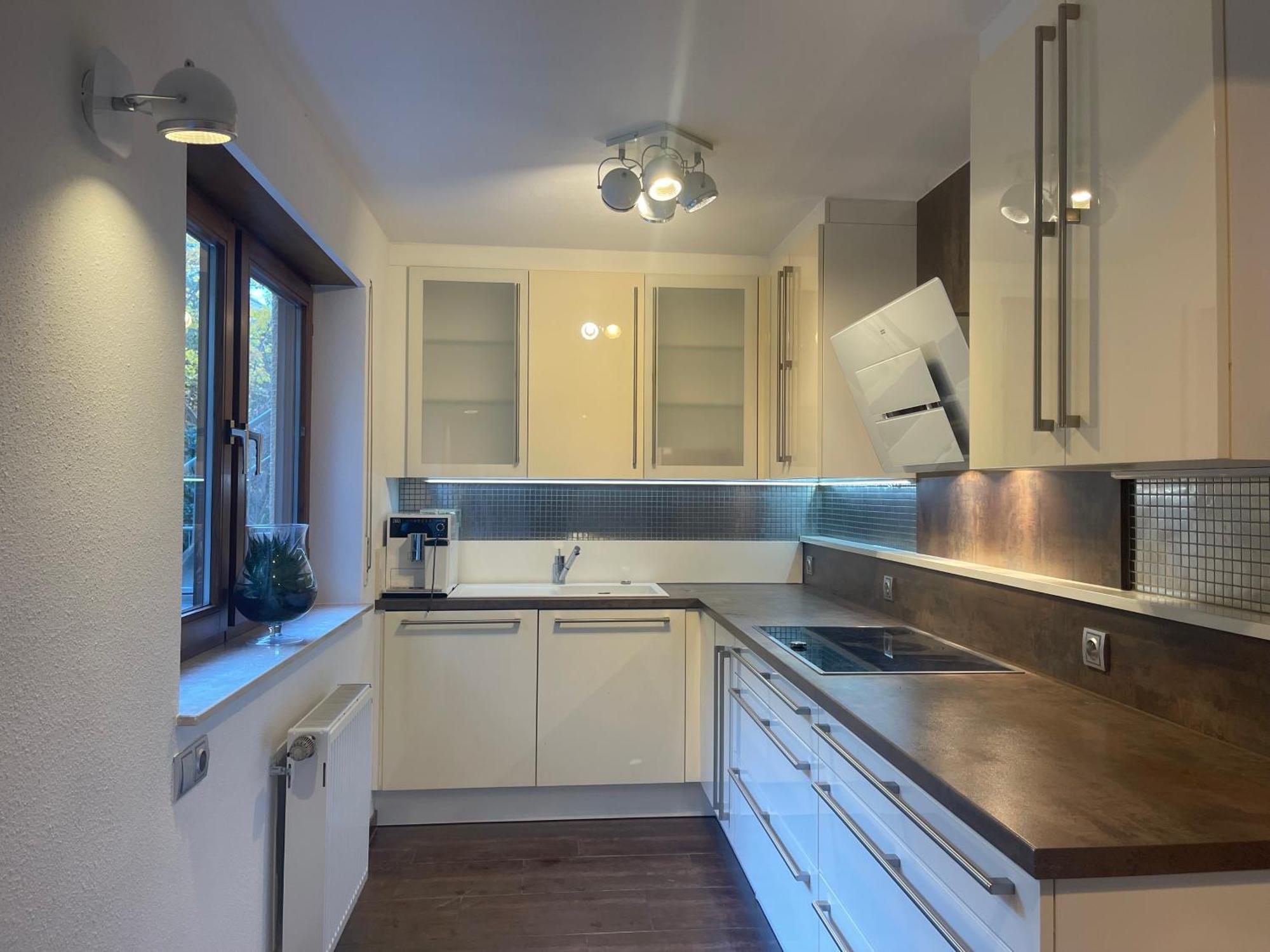 Wunderschoenes 2 Zimmer Apartment Zentrum Goldstadt 普福尔茨海姆 外观 照片