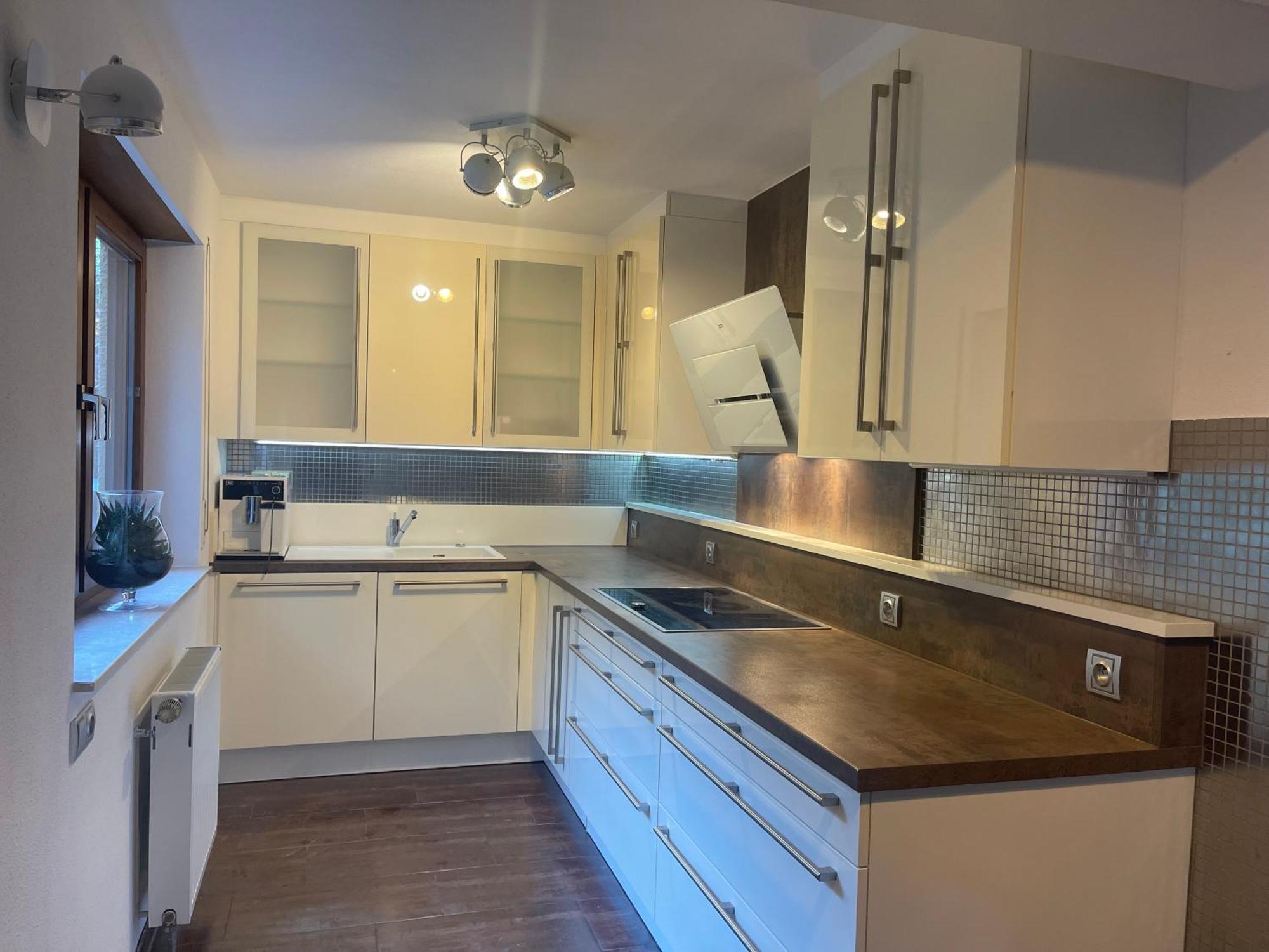 Wunderschoenes 2 Zimmer Apartment Zentrum Goldstadt 普福尔茨海姆 外观 照片
