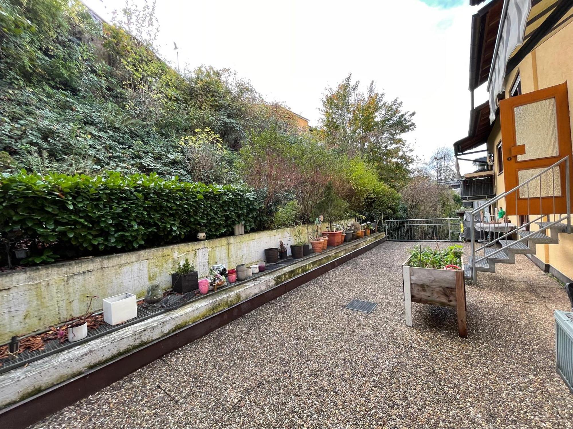 Wunderschoenes 2 Zimmer Apartment Zentrum Goldstadt 普福尔茨海姆 外观 照片